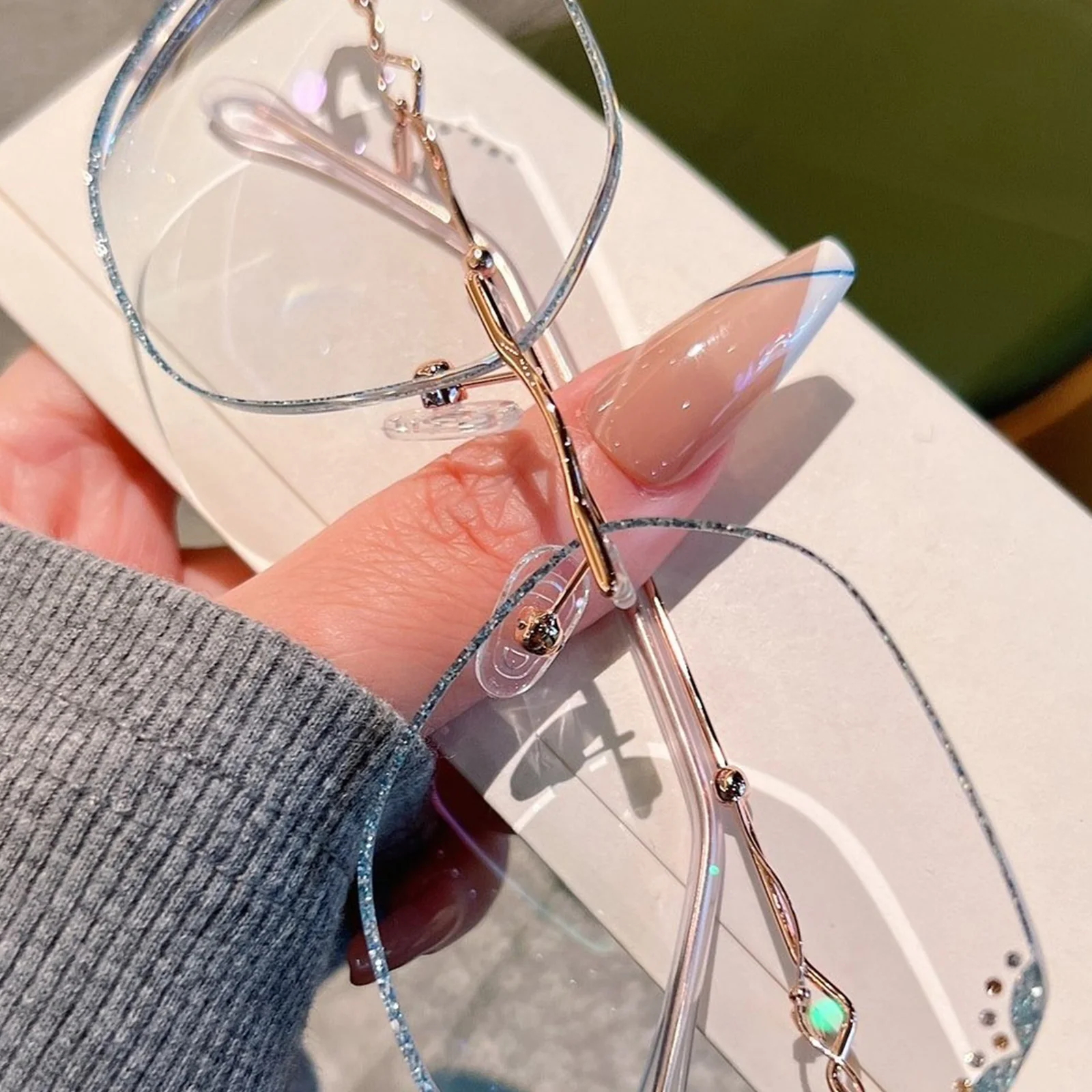 Astra Eyeglasses - Image 5