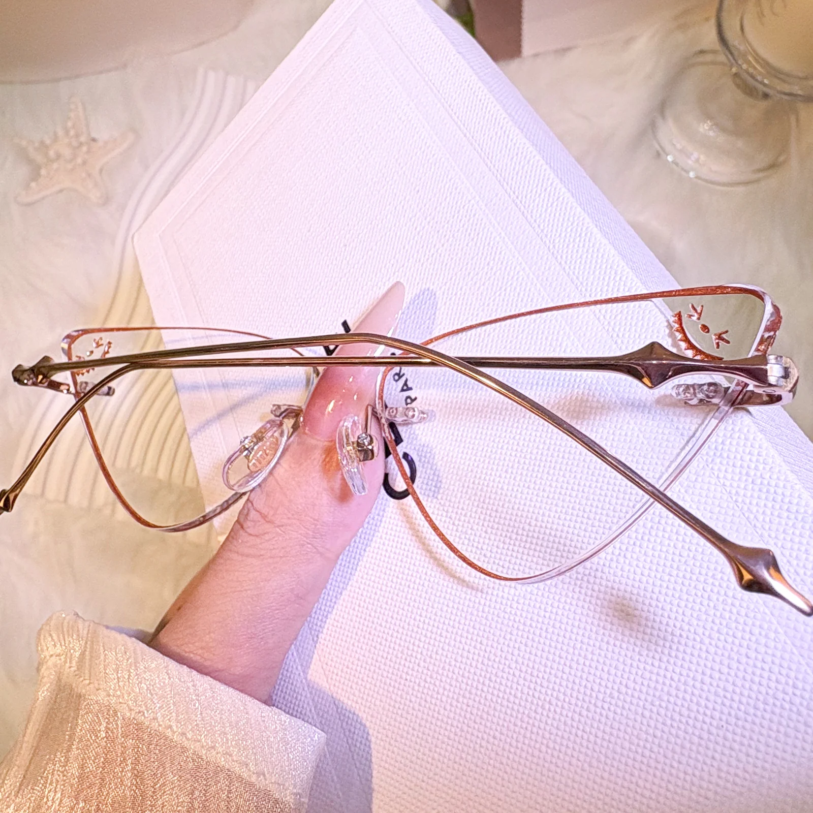 Lala Eyeglasses - Image 7
