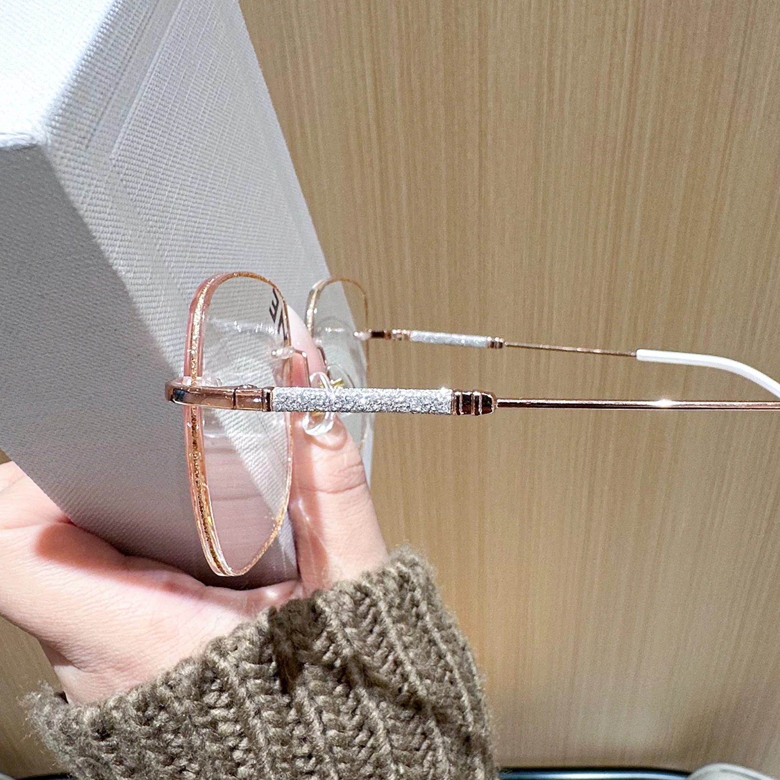 Lamia Eyeglasses - Image 3