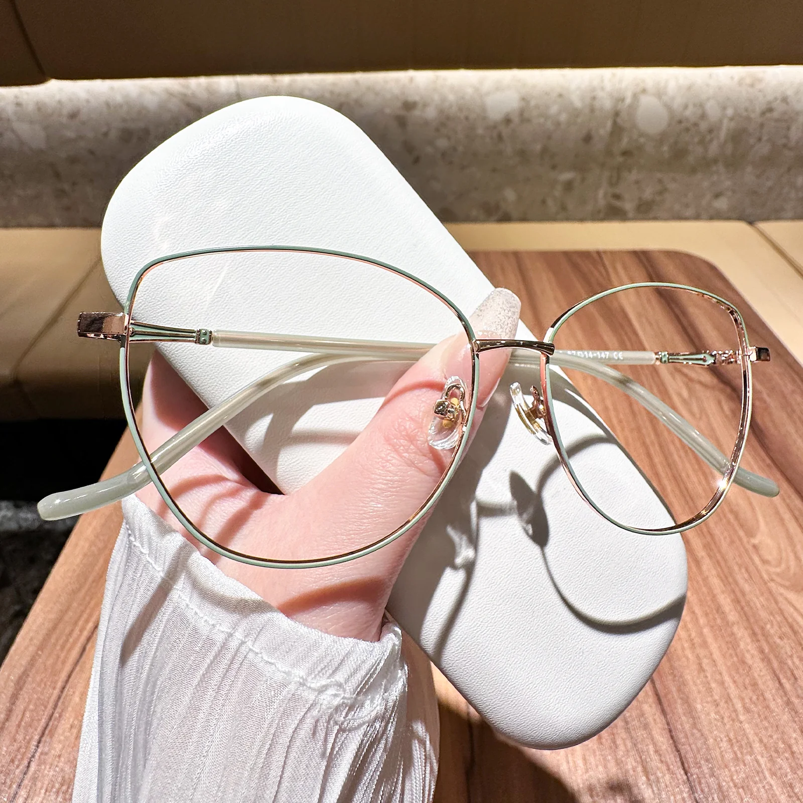 Nicky Eyeglasses - Image 13