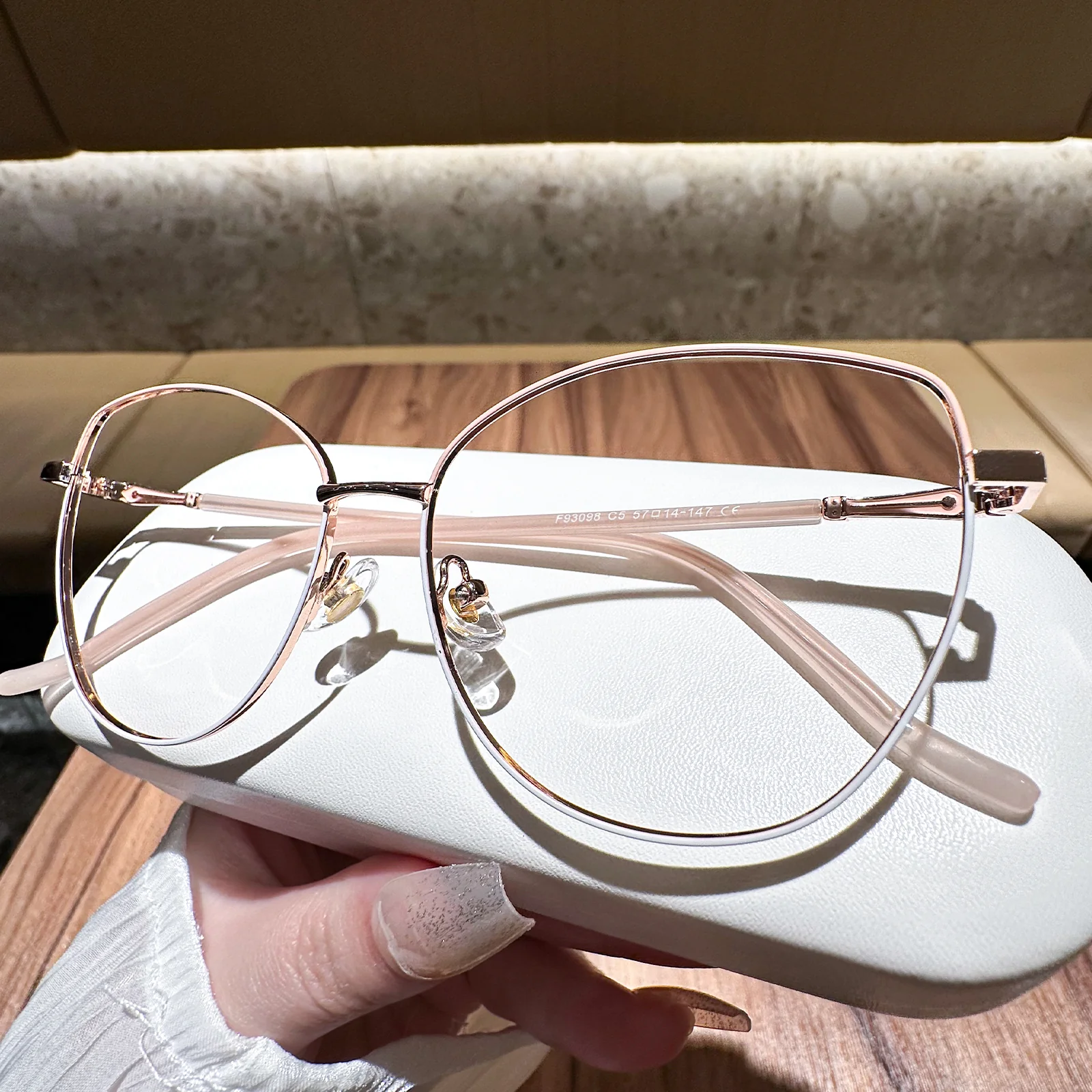 Nicky Eyeglasses - Image 6