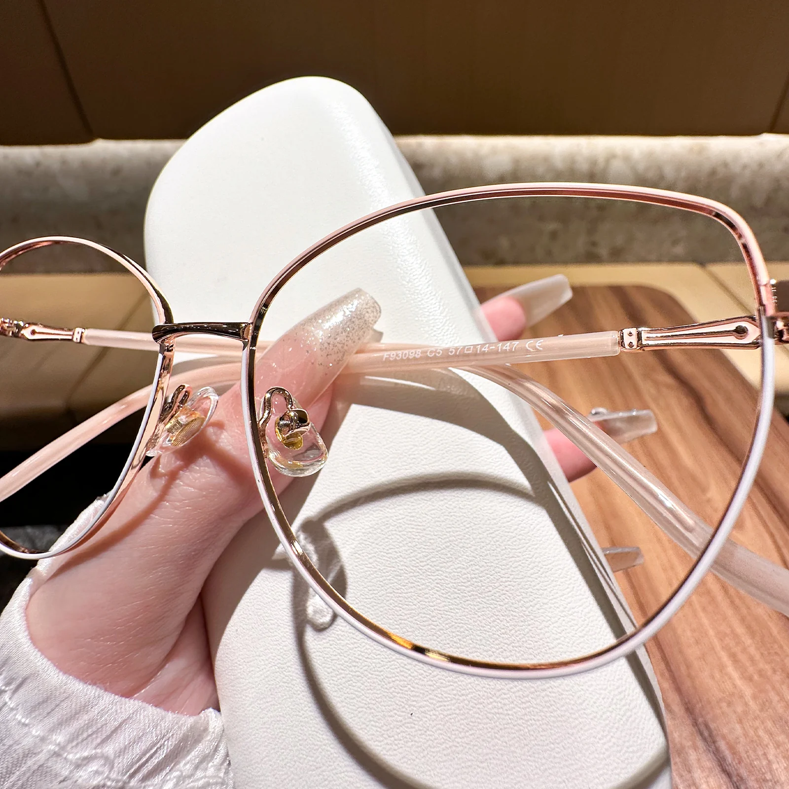 Nicky Eyeglasses - Image 7