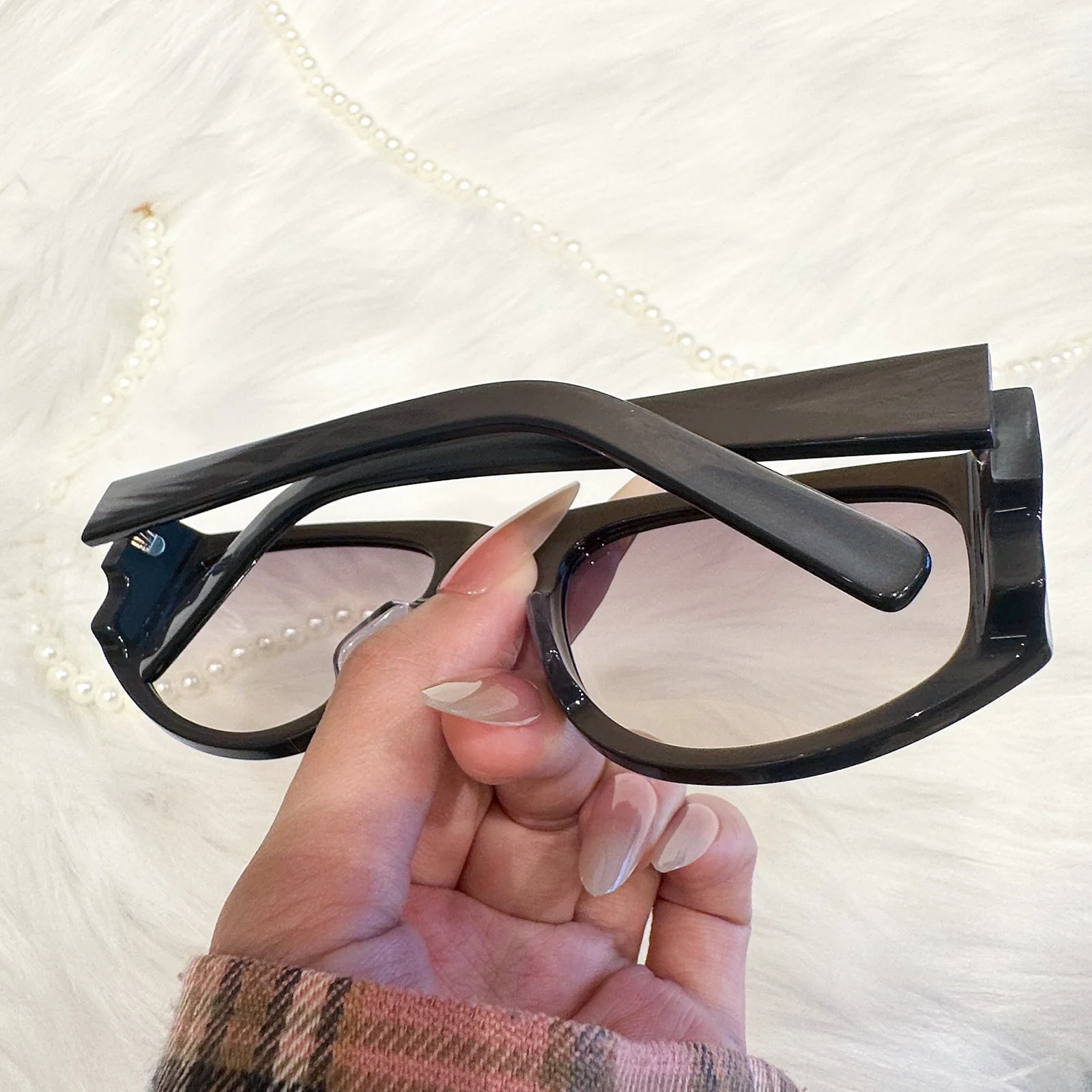 Sable Sunglasses - Image 6